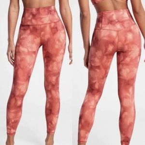 Athleta Elation Ultra High Rise Serene Island Coral 7/8 Leggings Size Medium